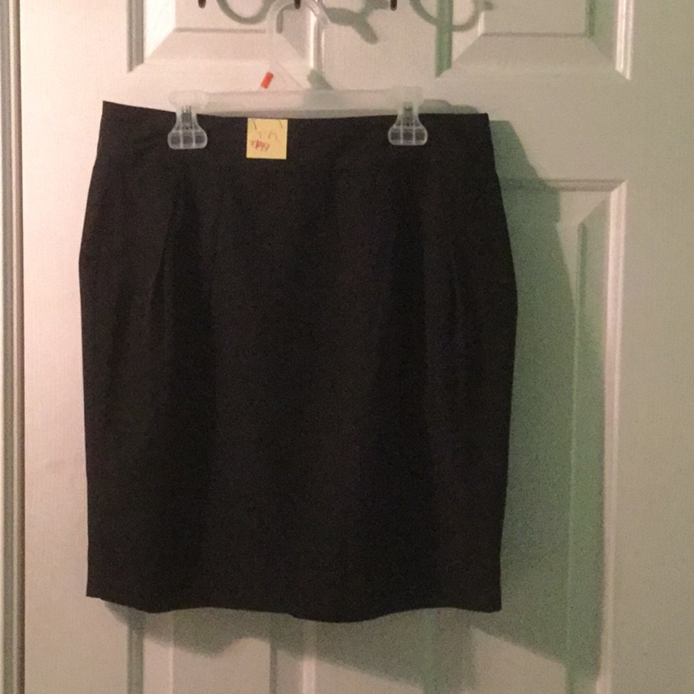 Banana Republic Black Midi Pencil Skirt